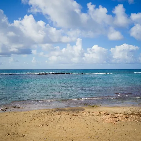 House By Playa De Canteras With Garden Feriehus Las Palmas de Gran Canaria